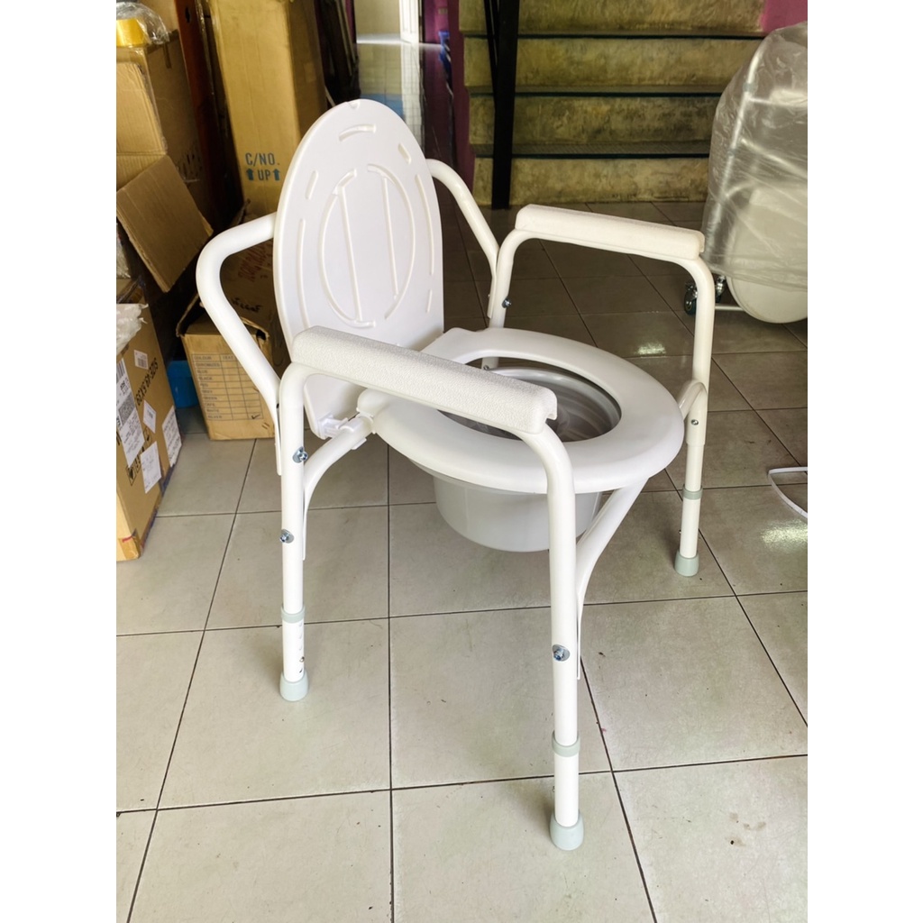 คุ้มที่สุดเก้าอี้นั่งถ่ายและอาบน้ำ-แบบชุบครีมสีขาว-มีฝา-commode-chair-รุ่น-810