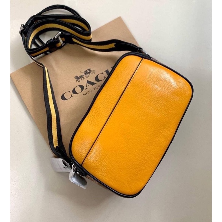 limited-edition-x-peanuts-coach-x-peanuts-graham-crossbody-with-charlie-brown-c4026