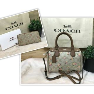 กระเป๋า COACH เซทคู่ ดอกไม้สีพาสเทลน่ารักมาก