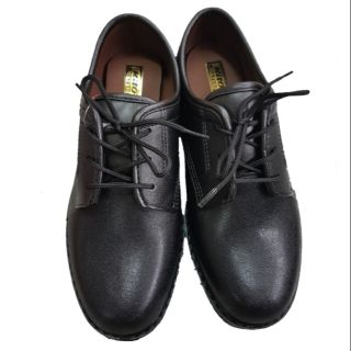 สินค้า รองเท้าแบบผูกเชือก 0006 สีดำ ไซส์ 39-43
