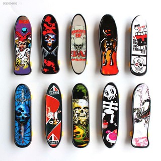 มินิสเก็ตบอร์ด ฟิงเกอร์บอร์ด ชนิดไม้Finger Skateboard ❁♠sketboard ฟิงเกอร์บอร์ด  นิ้วสกู๊ตเตอร์เดสก์ท็อปมินิสร้างสรรค์