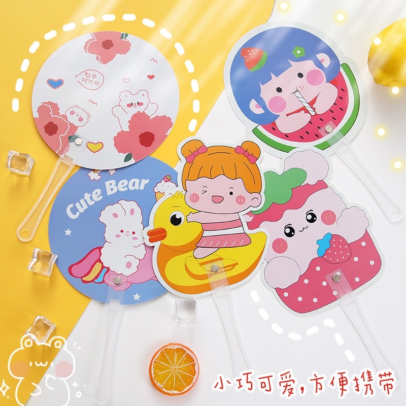 ภาพหน้าปกสินค้าSo cute~พัดลายการ์ตูนแบบเยอะมาก จากร้าน beltclips บน Shopee