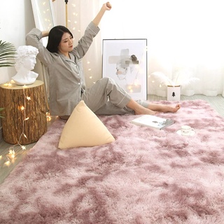 ภาพขนาดย่อของภาพหน้าปกสินค้าQpio พรมปูพื้นห้อง พื้นพรมกันลื่น carpet living room พรมนุ่มๆ พรมสบาย พรมเช็ดเท้า พรมห้องนอน พรมสไตล์นอร์ดิค มี 6 ขนาด จากร้าน meiguishops บน Shopee