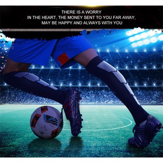 ภาพขนาดย่อของภาพหน้าปกสินค้าถุงเท้าฟุตบอล ยาวใต้เข่า สำหรับผู้ชาย size 38-45 Men Football Sock simplekey_ จากร้าน simplekey_ บน Shopee