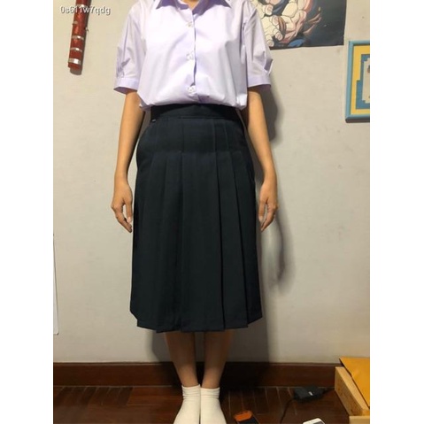 กระโปรงไฮเอนด์ความเยาว์skirt-กระโปรงนักเรียน-ทรงแคบ-สีกรม-ผ้ามัน-มัธยมต้น-ปลาย-ตราละมุด