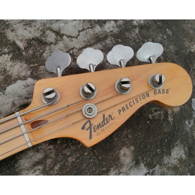 โลโก้หัวกีตาร์-fender-precision-bass-1975