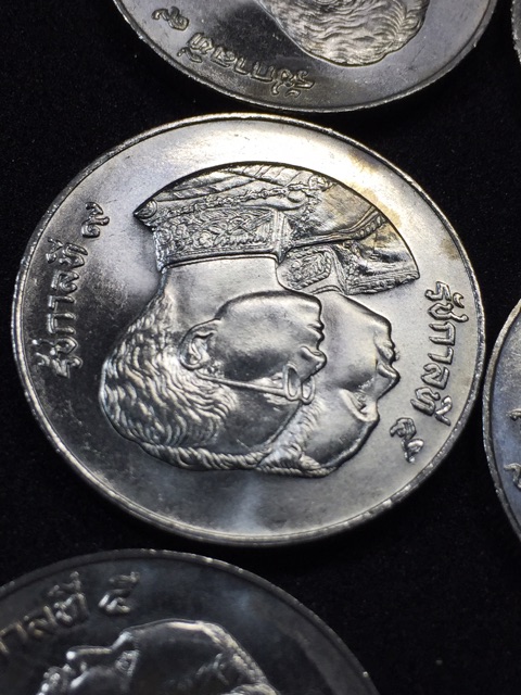 เหรียญสะสม-เหรียญที่ระลึก-10-บาท-วาระ-100ปี-โรงพยาบาลศิริราช