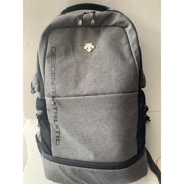 Descente athletic backpack hot sale