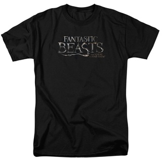 เสื้อยืดผ้าฝ้ายพิมพ์ลายคลาสสิก ขายดี เสื้อยืดลําลอง แขนสั้น พิมพ์ลายโลโก้ Fantastic Beasts สีดํา สําหรับผู้ชาย LFpkch35B