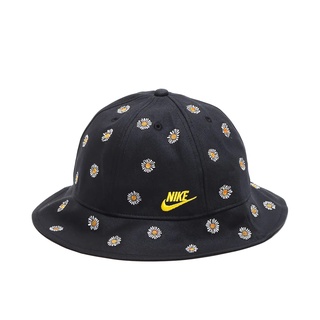 ภาพหน้าปกสินค้าหมวกบัคเก็ต Nike Sportswear Bucket ของแท้ 100% ซึ่งคุณอาจชอบราคาและรีวิวของสินค้านี้