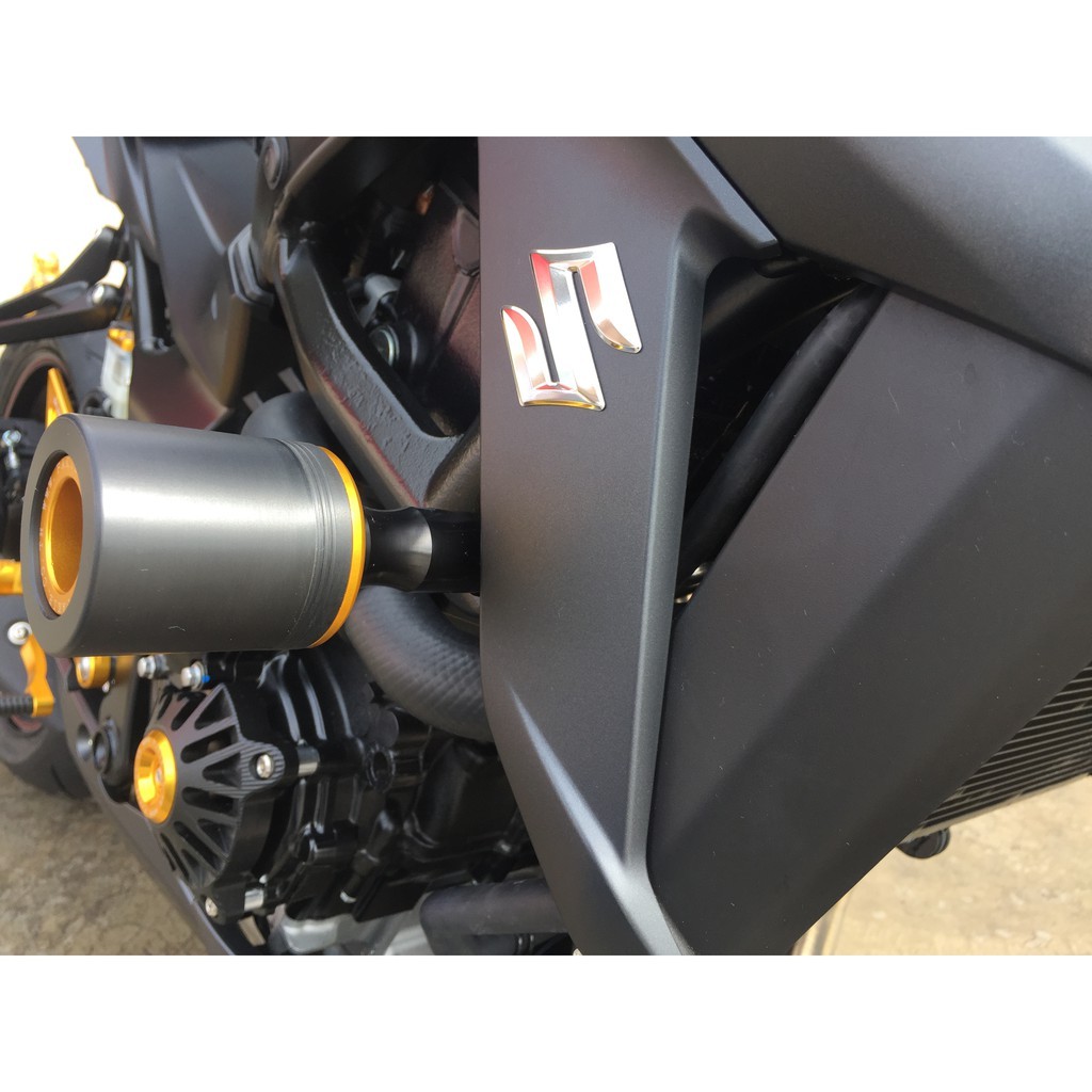 กันล้ม-กันล้มกลาง-suzuki-gsx-s750-ของแต่ง-gsx750-จำหน่ายทั้งปลีกและส่ง