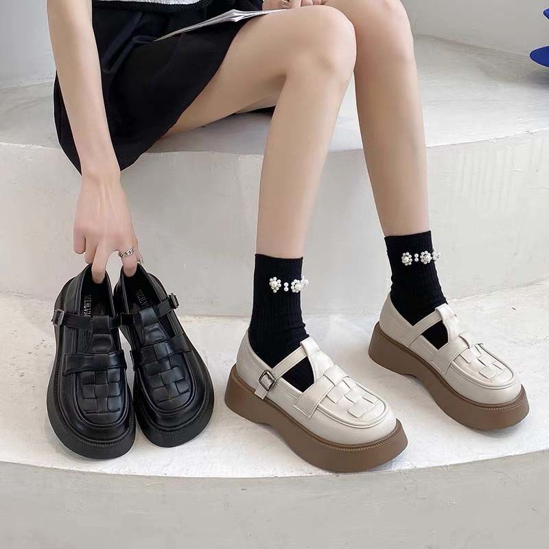 ภาพหน้าปกสินค้าแฟชั่นเกาหลี รองเท้าส้นหนา / รองเท้าหนังแพลตฟอร์ม *รองเท้าหนัง JK Mary Jane รองเท้าสุภาพสตรี  ส้นสูง6cm
