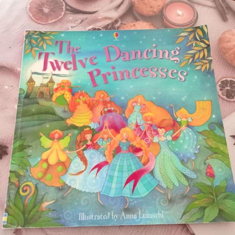 หนังสือปกอ่อน-the-twelve-dancing-princesses-มือสอง