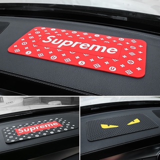 แผ่นวางของกันลื่น แผ่นกัน​ลื่น​ใน​รถ​ Supreme ที่วางของในรถ​ แผ่นกันลื่น ยาว 30 กว้าง 15