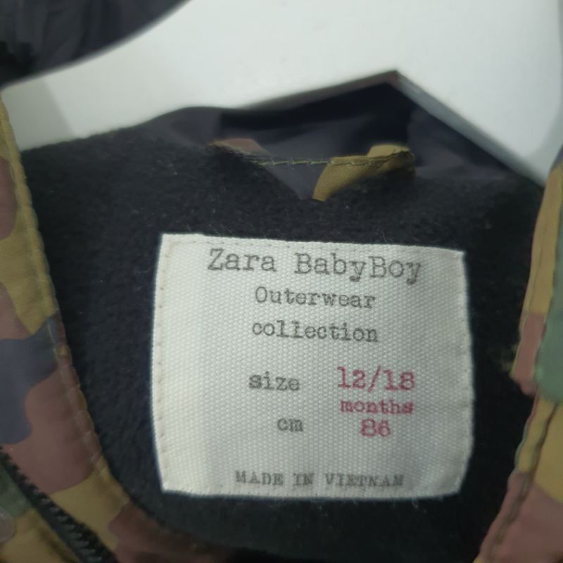 ส่งต่อ-เสื้อกันหนาวเด็ก-zara-baby-ผู้ชาย-ผู้หญิง-unisex-size-12-18-month-83-cm-ลายทหาร