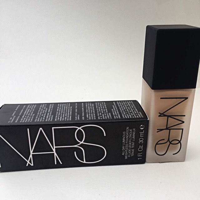 nars-รองพื้น