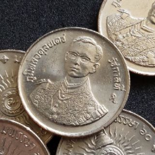 เหรียญสะสม 2 บาท วาระ 60 พรรษา รัชกาลที่๙ สวยๆไม่ผ่านใช้
