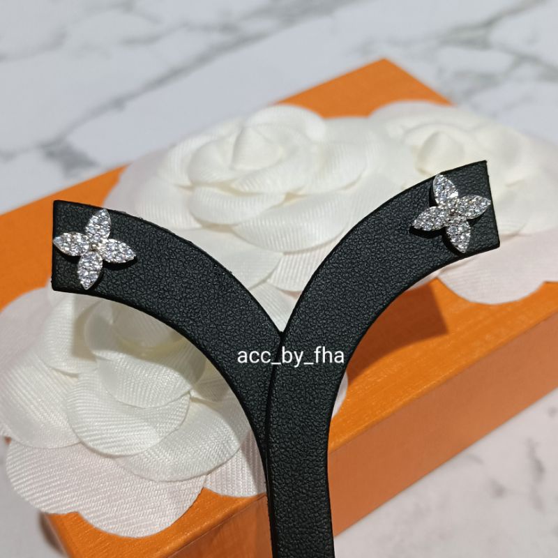 สร้อยข้อมือ-ต่างหูดอกหลุยส์-น่ารักมินิมอล-hiend-พร้อมส่ง