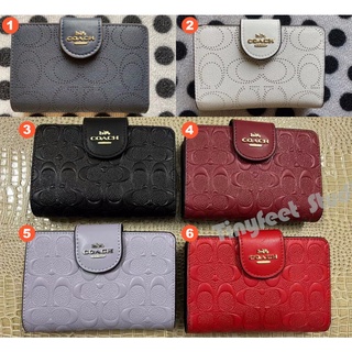 Coach C4768 C5896 กระเป๋าสตางค์ซิปกลางมุมกลาง หนังซิกเนเจอร์ ผู้หญิง พับใส่กระเป๋าสตางค์ใบสั้น