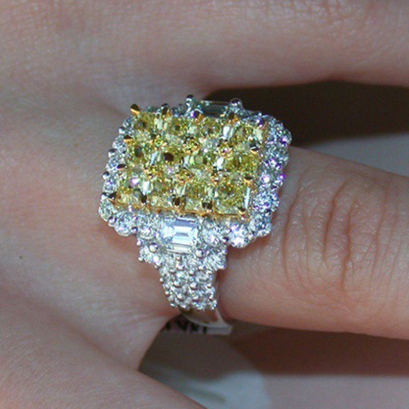 แหวนเพชรประดับเพชรคริสตัลสีเหลืองสำหรับผู้หญิง