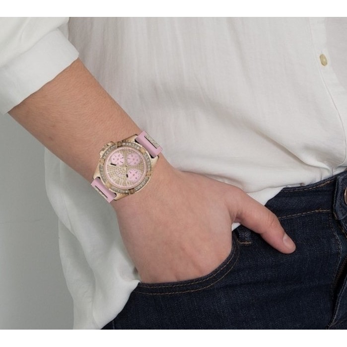 guess-lady-frontier-นาฬิกาข้อมือผู้หญิง-สายซิลิโคนสีชมพู-รุ่น-w1160l5