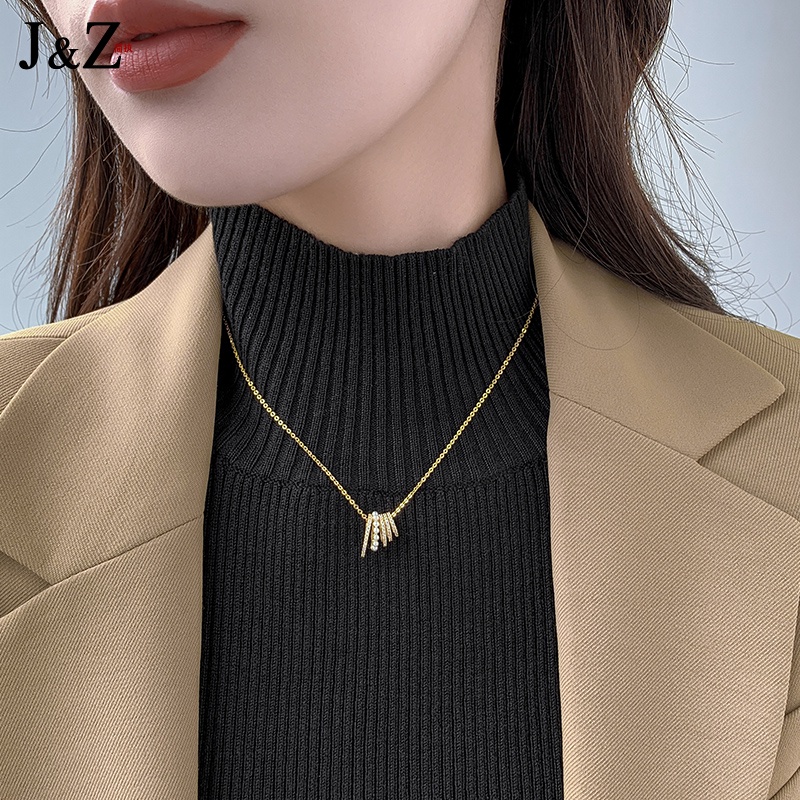hot-sale-สร้อยคอ-สร้อยคอแฟชั่น-fashion-accessories-necklaces-ชื่อใหญ่แสงหรูหราการออกแบบขนาดเล็กความรู้สึกสร้อยคอมุกระ