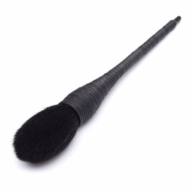 handmade-goat-hair-power-brush-แปรงปัดแก้มคล้ายทรง-nars