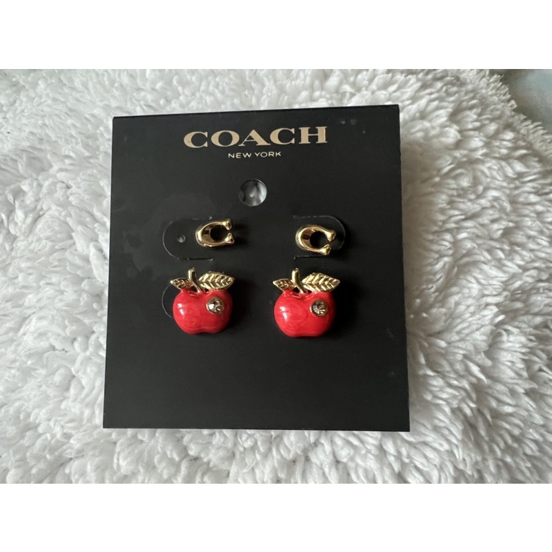 ต่างหู-coach-signature-and-apple-stud-earrings-set-coach-c7774-gold