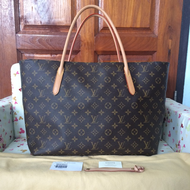 Louis Vuitton Raspail MM Monogram