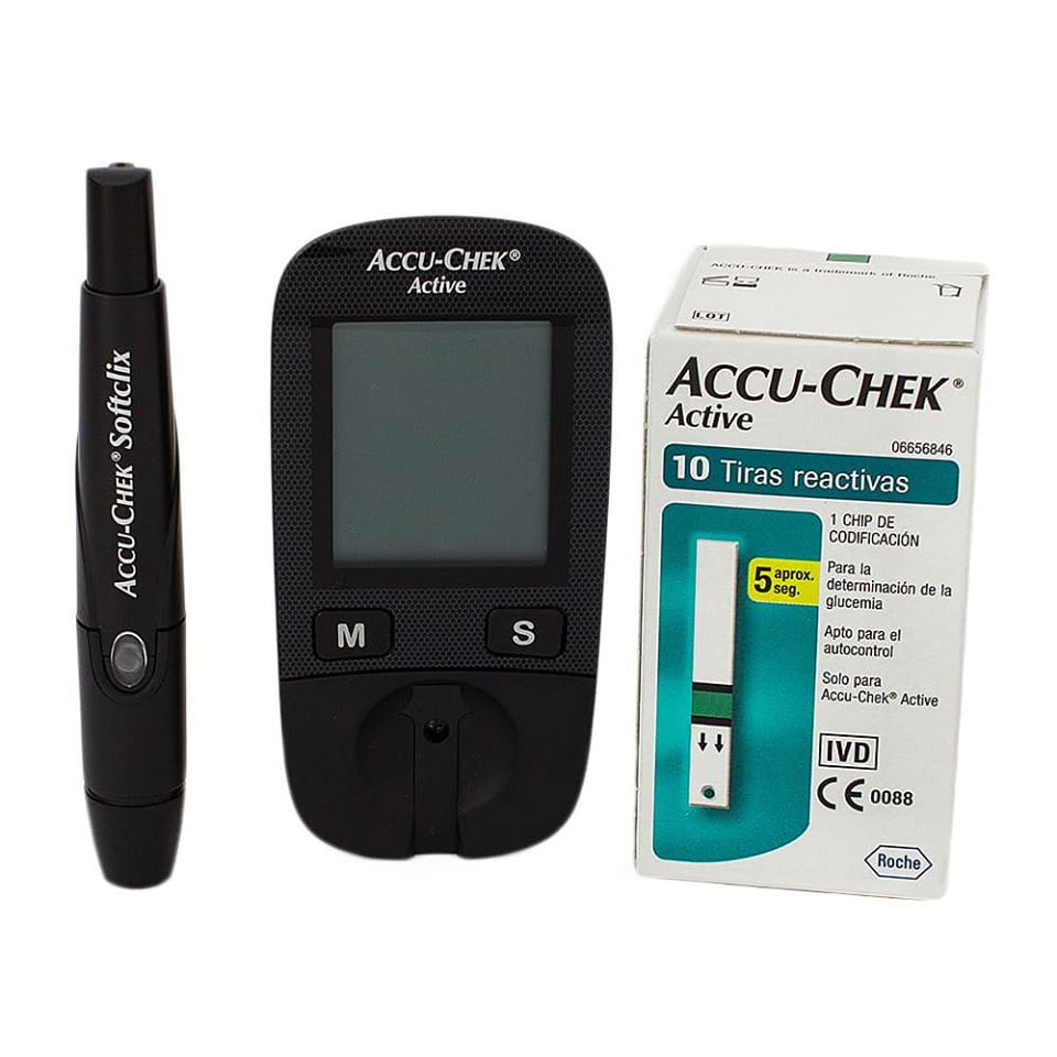 เครื่องตรวจน้ำตาล-accu-chek-รุ่น-active