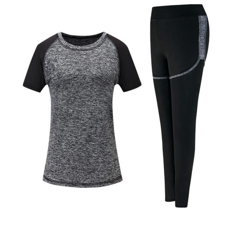 clothing-fashion-ชุดออกกำลังกายผู้หญิง-เซต-2-ชิ้น-เสื้อแขนสั้น-กางเกงขายาวเย็บขาสั้นติดด้านนอก-รุ่น-2004