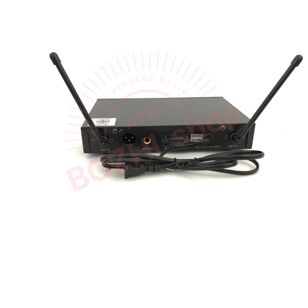 ไมค์ลอยคู่แบบคาดศรีษะพร้อมไมค์หนีบปกเสื้อ-ไมโครโฟนไร้สาย-wireless-microphone-รุ่นa-one-a-444-พร้อมกระเป๋าหิ้ว