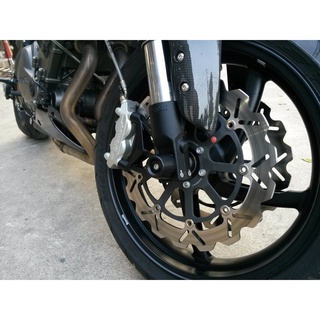 กันล้มล้อหน้า front fork slider Benelli TNT899 แบร์น Mothracing ช่วยป้องกันตีนโช๊ค ไม่ให้เกิดเป็นรอยเสียหาย เวลารถล้ม...