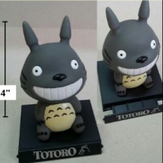 ตุ๊กตาหัวโยก ด้านในเป็นสปริง ไว้ติดหน้ารถ หรือ ตกแต่ง วางโทรศัพท์ได้คะ ลาย โตโตโร่ (Totoro) ขนาดสูง 4 นิ้ว