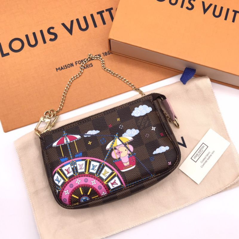 new-lv-mini-pochette-chistmas-limited-dc20