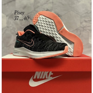 Nike zoom X รองเท้าผ้าใบผูกเชือกพร้อมกล่อง