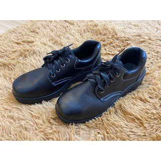G02/02K  Safety Shoes รองเท้าเซฟตี้  หัวเหล็ก พื้นเหล็ก รองเท้านิรภัย Size 36-47  (ไม่มีกล่องรองเท้า)