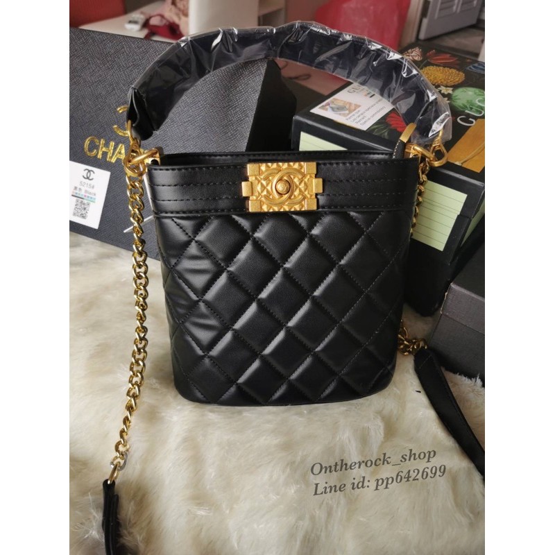 กระเป๋าชาแนลBucket8นิ้ว หนังแลมป์ หนังนิ่ม ปั๊มทุกจุด (Full box