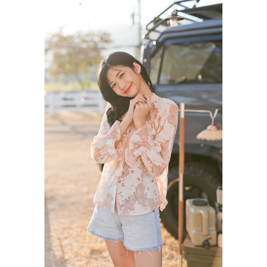 Numsha Brand เสื้อลูกไม้กระดุมมุก / NB20125 | Shopee Thailand