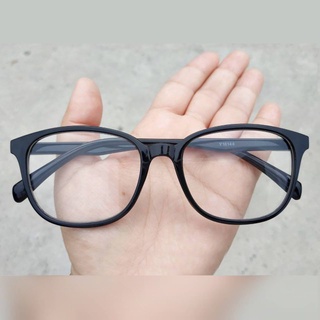 ภาพหน้าปกสินค้าGoodglasses : แว่นสายตายาว​ รุ่น ทรงสี่เหลี่ยมผืนผ้า. ​/Y ทรงคลาสสิคสุดๆ 🕶️ ที่เกี่ยวข้อง