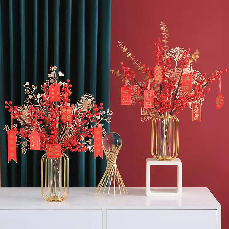 ภาพหน้าปกสินค้าฟอร์จูนผลไม้สีแดง ดอกไม้ประดิษฐ์ดอกไม้ปลอมสีแดง สําหรับตกแต่งบ้าน งานแต่งงาน เทศกาลปีใหม่ ตรุษจีน จากร้าน 2019doublehappiness บน Shopee
