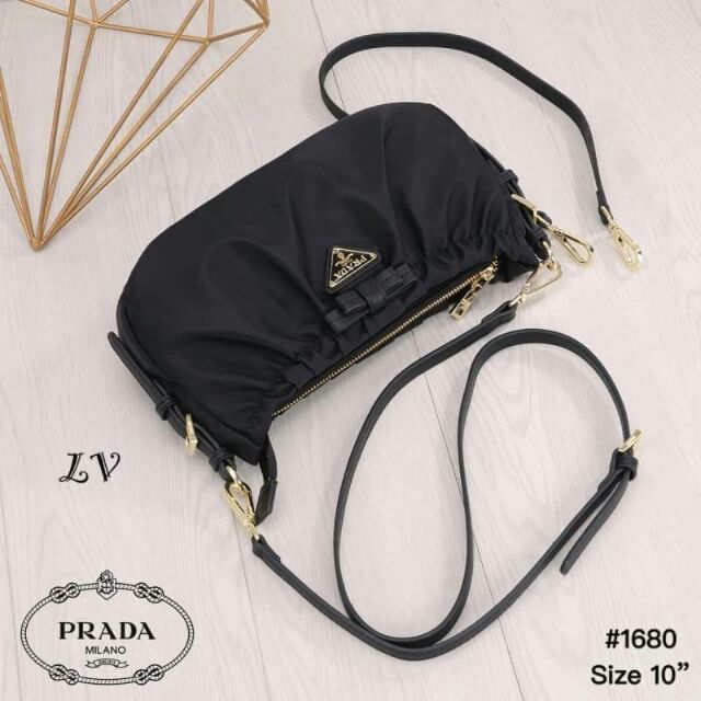 กระเป๋าแบรนด์เนม-prada-เกรด-พรีเมี่ยม-size-10-นิ้ว