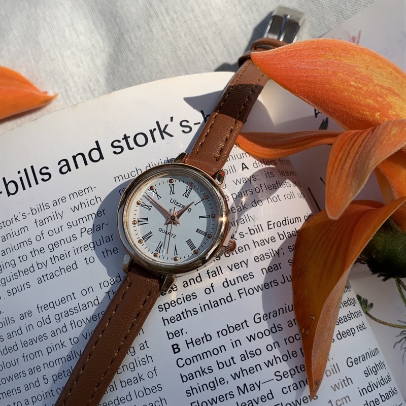 ภาพหน้าปกสินค้านาฬิกาข้อมือมินิมอล วินเทจ หน้าปัดกลม (พร้อมส่ง)