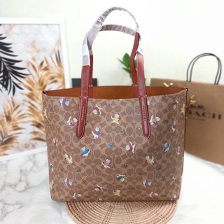 COACH (C6591) HIGHLINE TOTE IN SIGNATURE CANVAS WITH KITTENSS PRINT