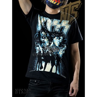 เสื้อยืดผ้าฝ้ายพรีเมี่ยม  202 Kiss เสิ้อยืดดำ เสื้อยืดชาวร็อค เสื้อวง New Type System  Rock brand