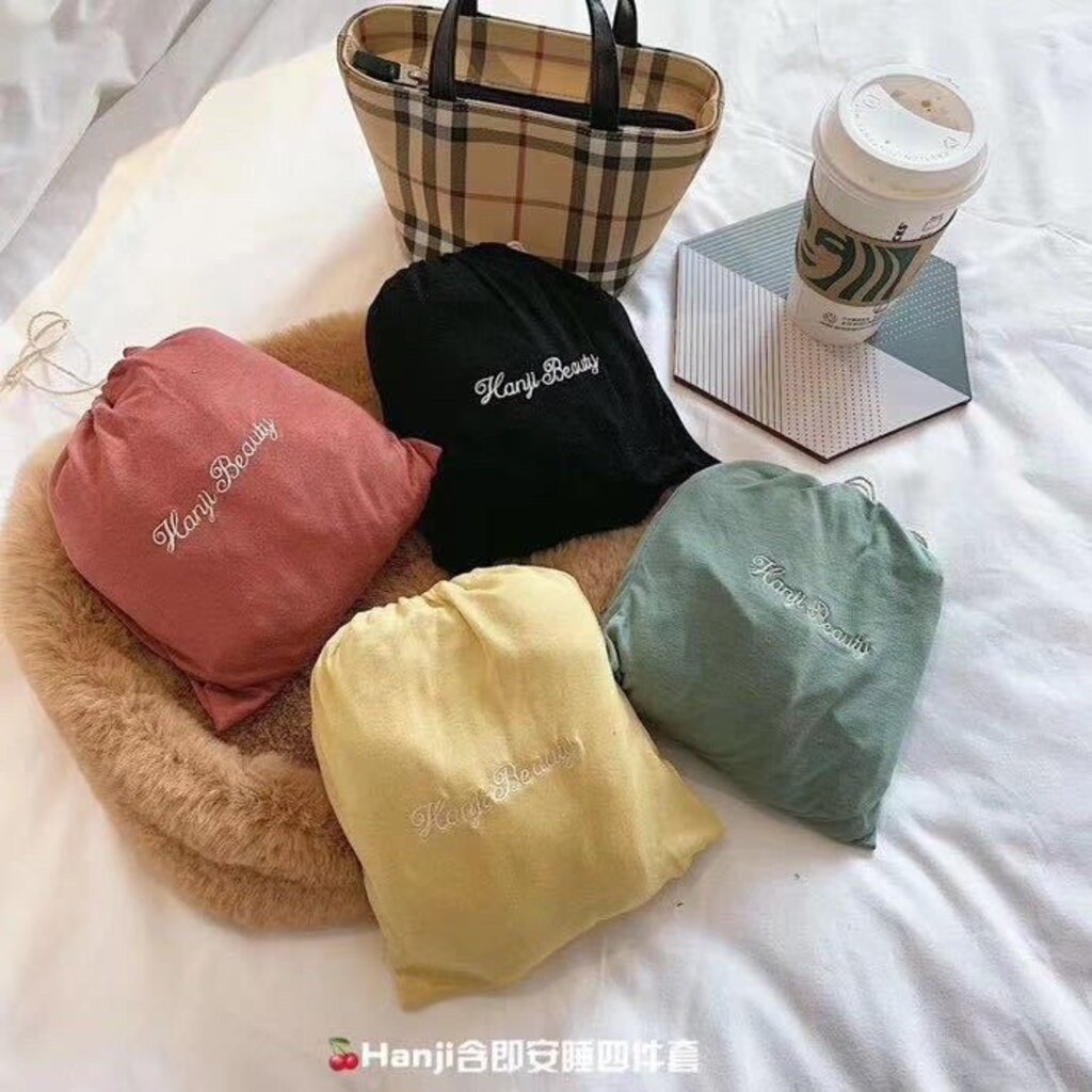 ชุดนอนเซ็ตขาสั้น-ผ้านิ่มเรย่อน-สีเหลือง