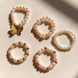 ภาพหน้าปกสินค้าPantheadesign แหวนมุกเปลือกหอย แหวนลูกปัดมุก โทนขาวทอง หรูดูแพงแต่มินิมอล ซึ่งคุณอาจชอบสินค้านี้