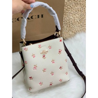COACH SMALL TOWN BUCKET BAG WITH HEART FLORAL PRINT ((C2811))