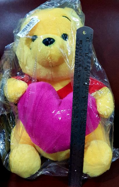 นำเข้าจากญี่ปุ่น-หมีพูห์-อุ้มหัวใจ-winnie-the-pooh-ขนาด-40-cm-ของขวัญ-ของdisney