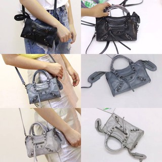 กระเป๋า TINY MINI BAG 7" หมุดไซส์จิ๋ว กระเป๋าสะพายข้าง กระเป๋าถือ แฟชั่น พรีเมียม ราคาถูก สินค้าดี แถมฟรี สายยาว สวย Hot